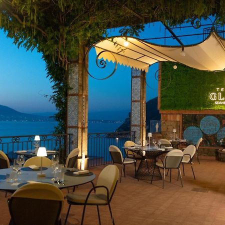 Aequa Hotel Vico Equense Buitenkant foto